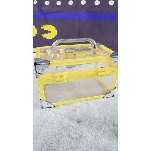 Vintage Yellow Comestic Jewelry Fun Treasure Cool Stuff Box 7" x 4 1/2" x 4 1/8" - Picture 3 of 9